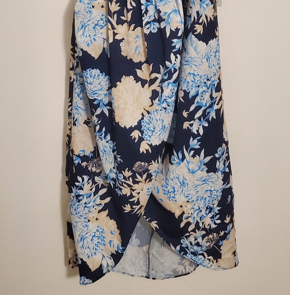 Chelsea28 XS BNWT Sleeveless Faux Wrap Dress - Picture 5 of 6